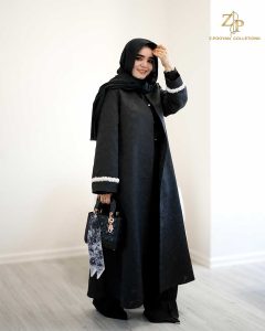 کتوشلوار زنانه؛ استایلی شیک از جلسه کاری تا مهمانی 8 مانتو عبایی ژاکارد رزا